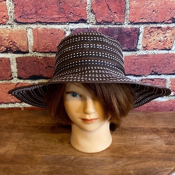 Sun & Sand Brown Neutral Sun Hat - Picture 3 of 9